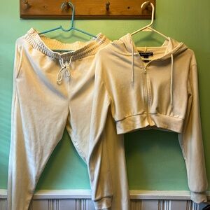 NWOT Charlotte Russe Cream Velour Zip-Up Crop Hoodie & Pants
